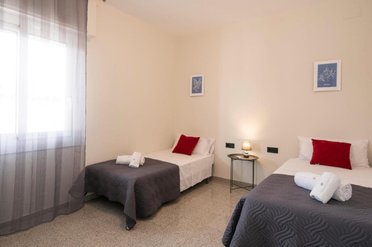 Alquiler Apartamento En Палс Екстериор снимка